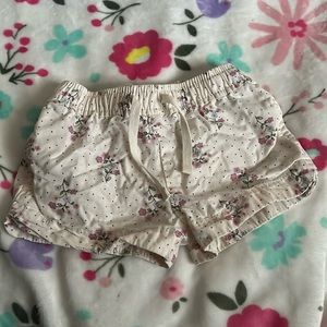 Carters shorts size 2t